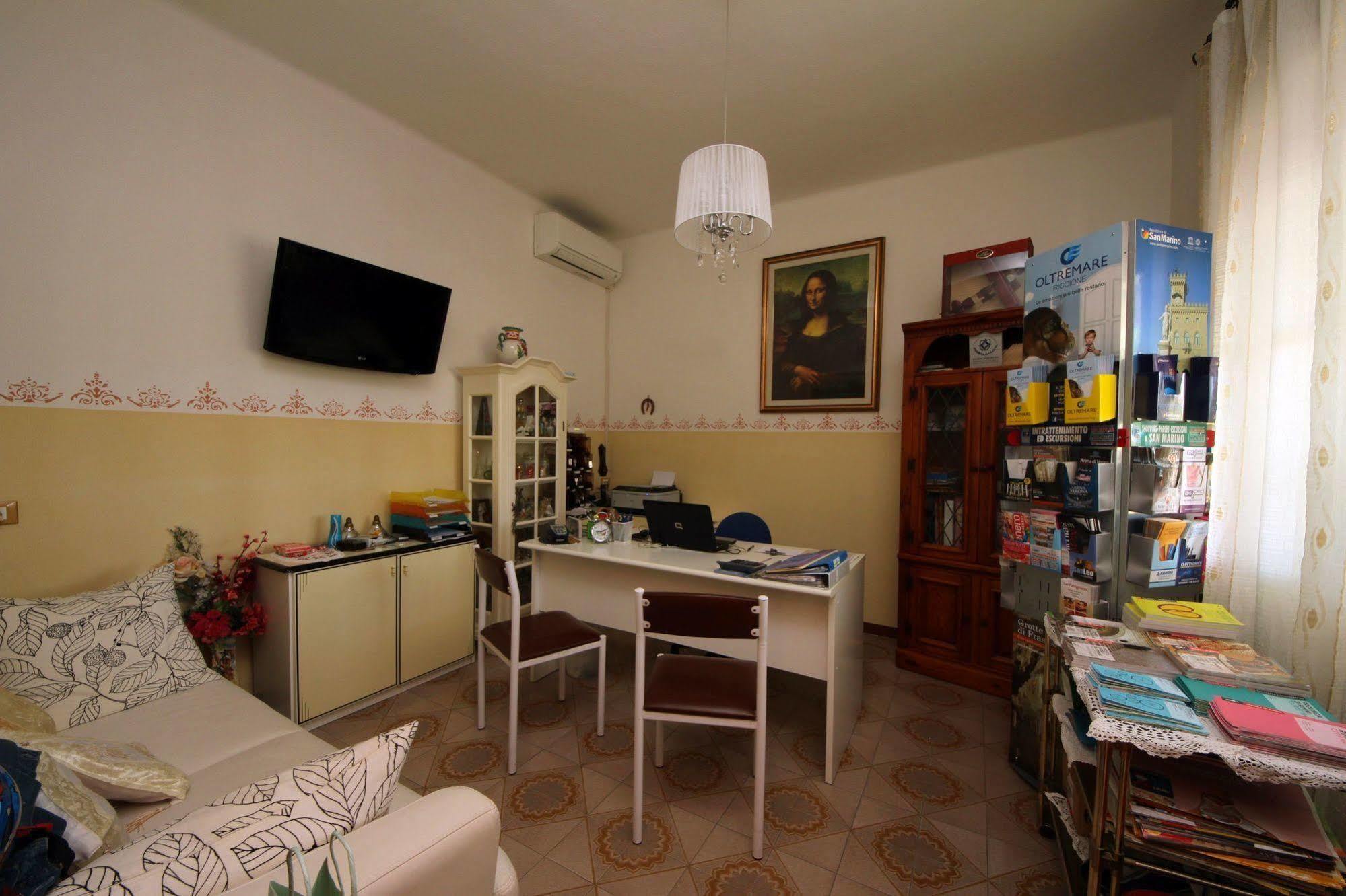 Villa Lauda B&B Rimini Exterior photo